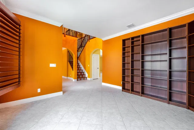 Residence photo 4