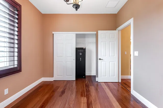 Residence photo 29