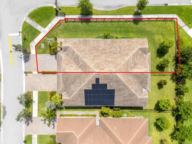 Residence photo 8