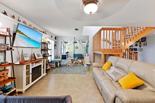Residence photo 10