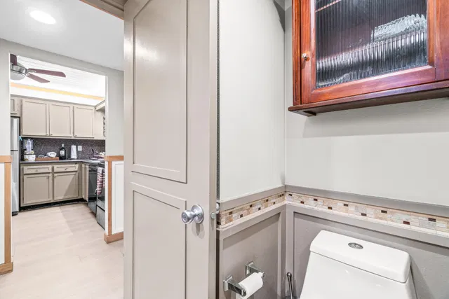  Unit 209 photo 20