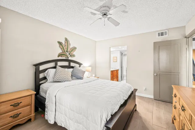  Unit 209 photo 22