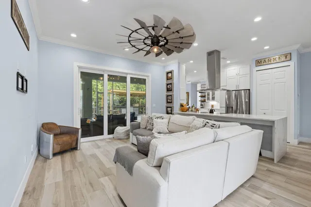  Residence photo 10