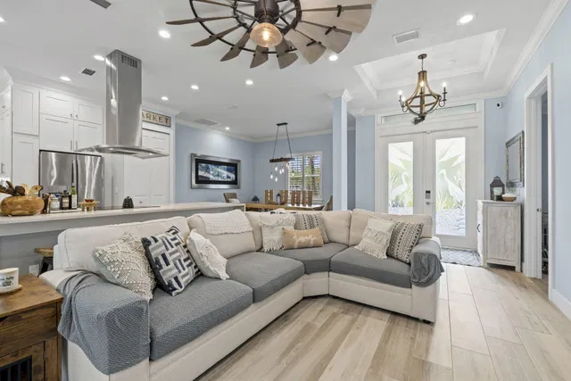  Residence photo 11