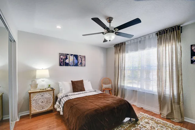 Residence photo 27