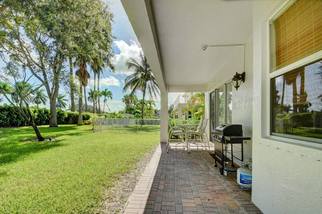 Residence photo 29