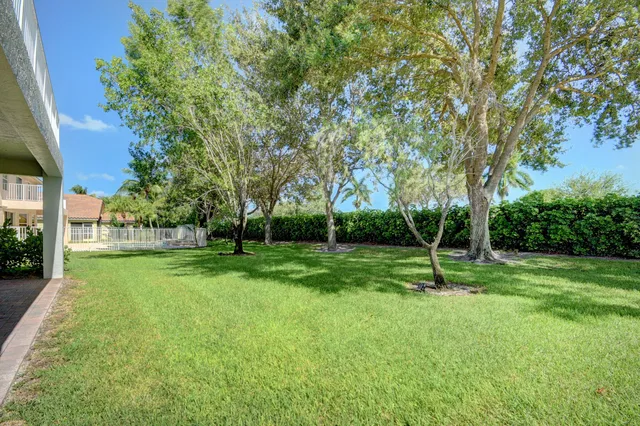 Residence photo 31