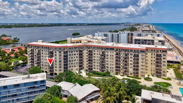 South Palm Beach Unit 2020 photo 4