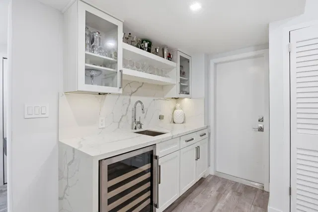 South Palm Beach Unit 2020 photo 10