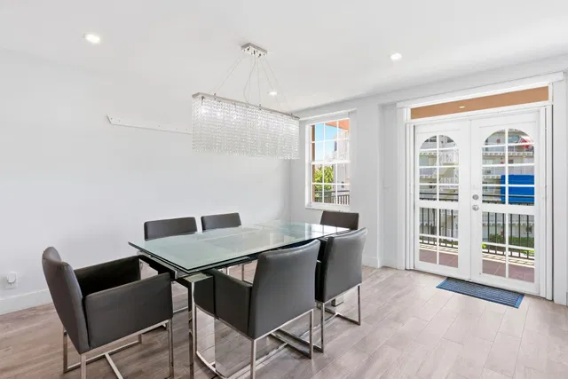 South Palm Beach Unit 2020 photo 13