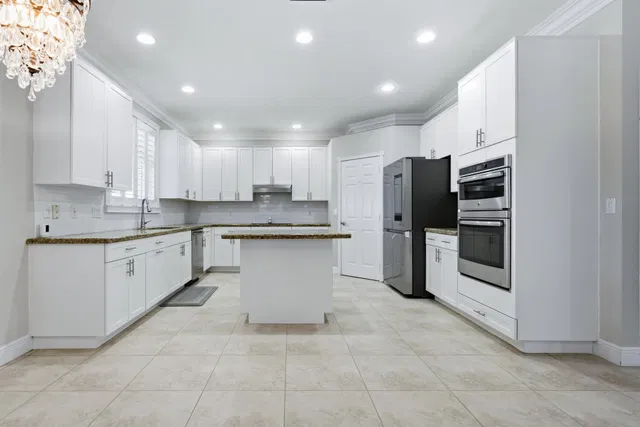  Residence photo 4