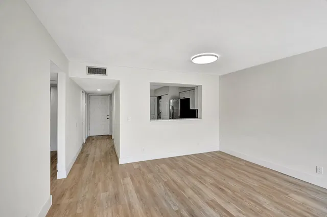  Unit 204 photo 12