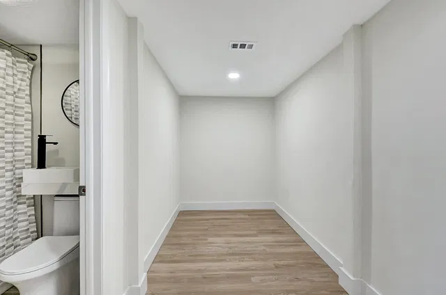  Unit 204 photo 23