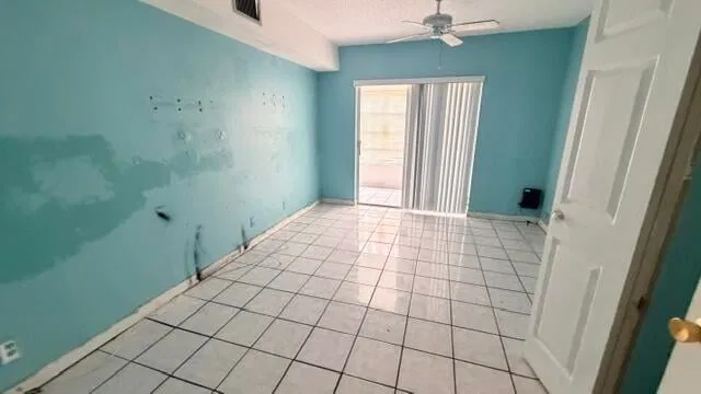 Unit 104 photo 6