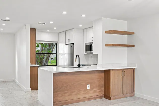 Boca Lago Country Club Homes Unit 26C photo 7