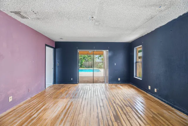  Residence photo 19