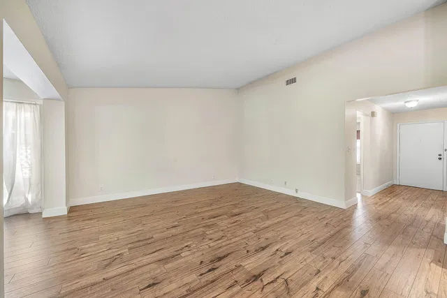 Residence photo 10