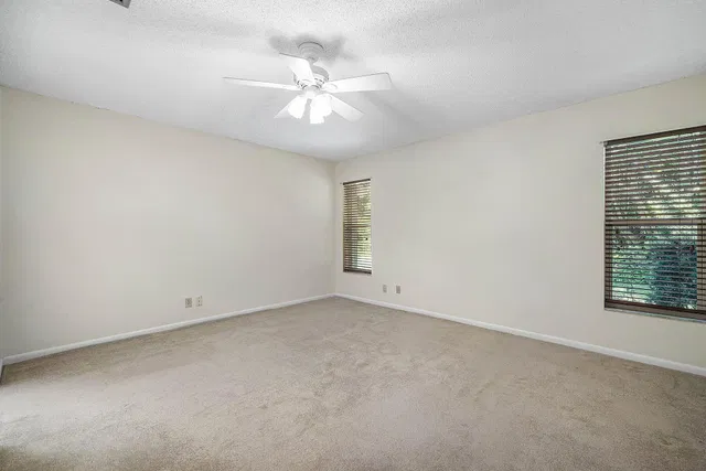 Residence photo 21