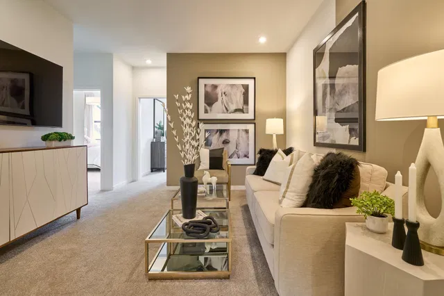 Residence photo 4