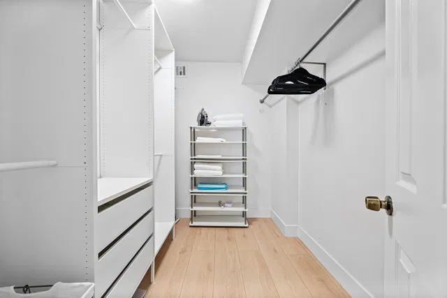  Unit B407 photo 17