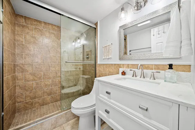  Unit B407 photo 21