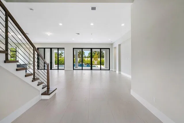 Avenir Unit {Lot 13} photo 6