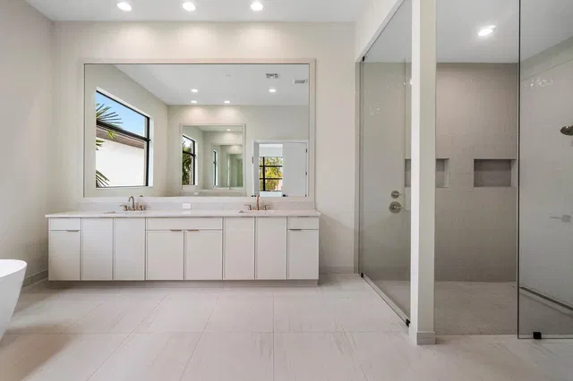 Avenir Unit {Lot 13} photo 20