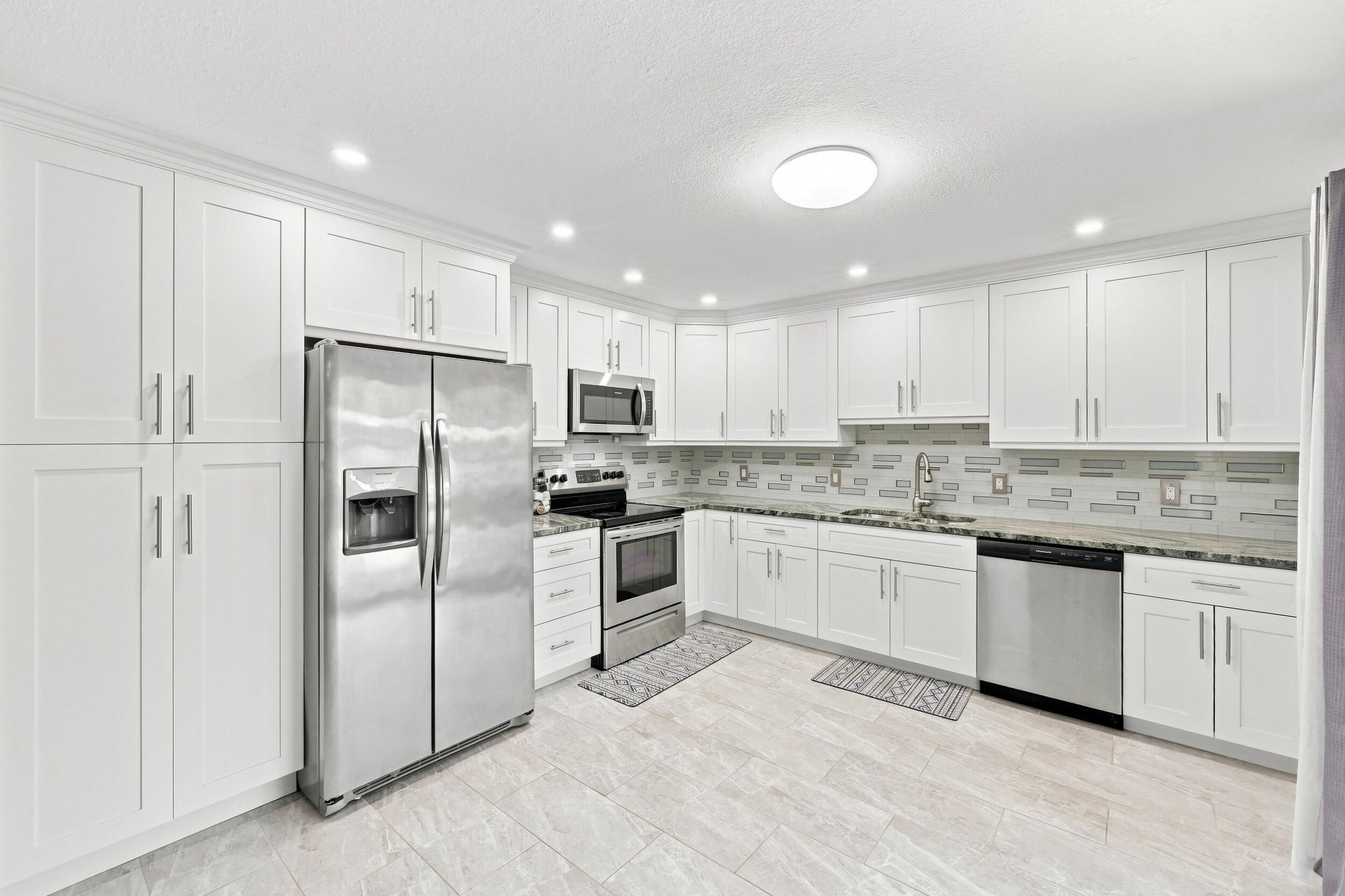 Unit 24 photo 7