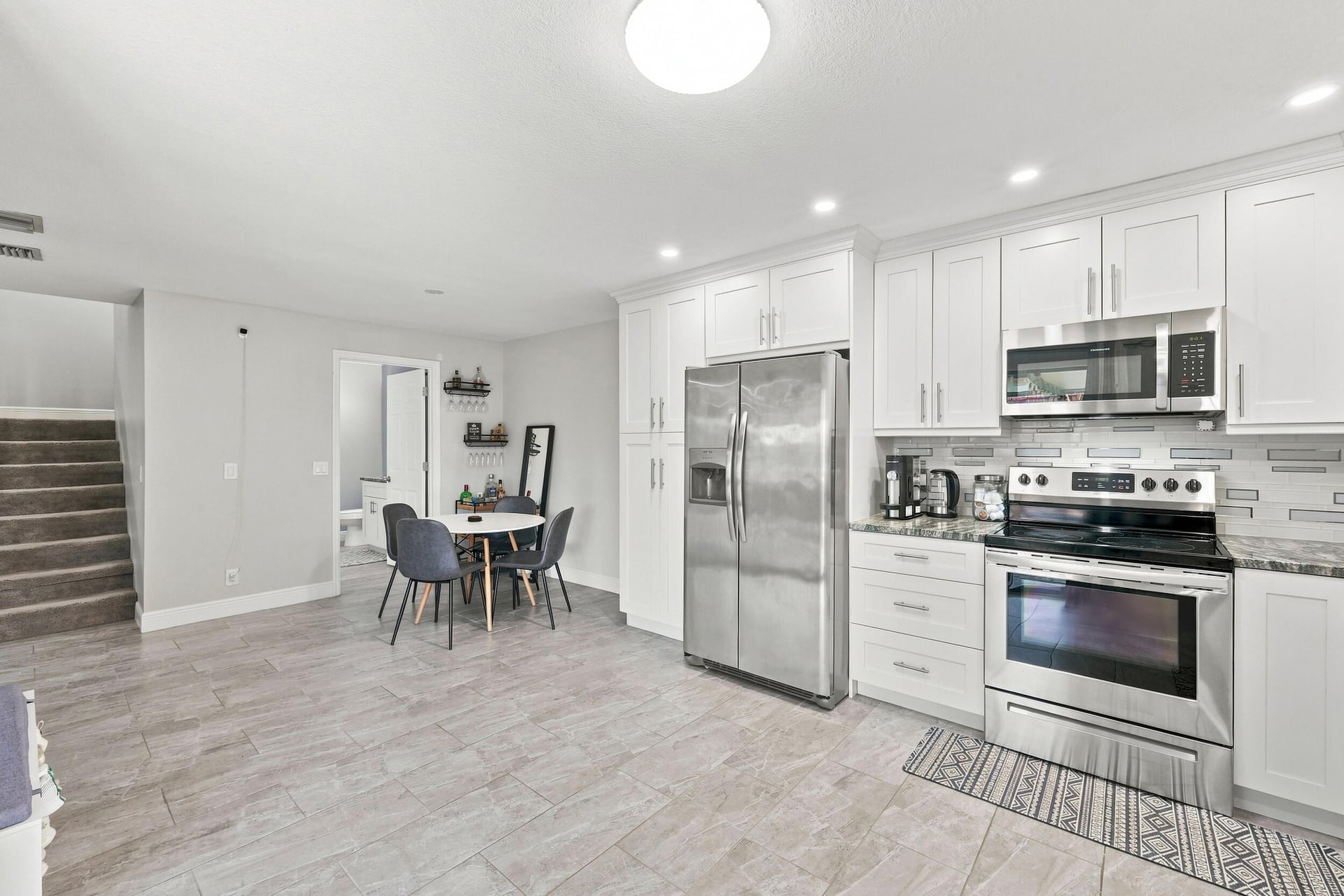 Unit 24 photo 8