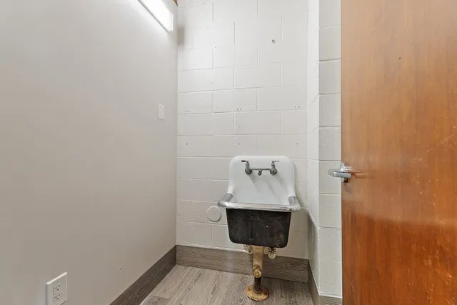  Residence photo 23