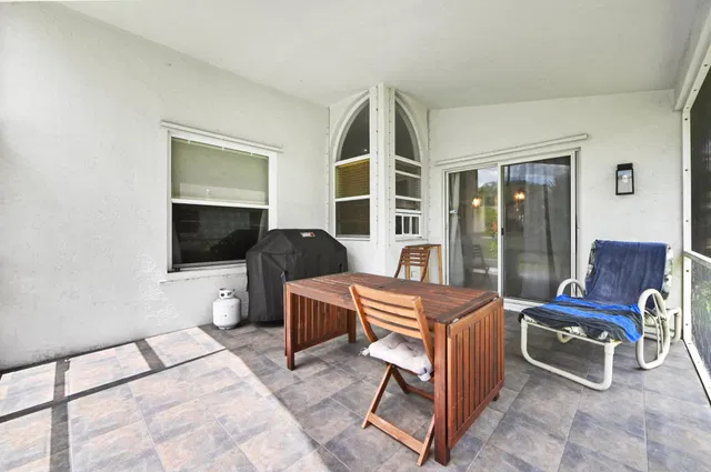 Residence photo 27