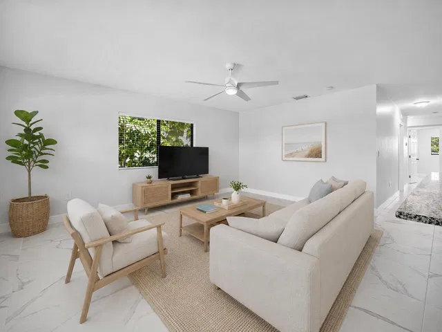 Boca Raton Unit 11 photo 7