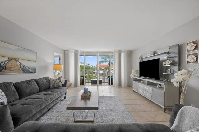 South Palm Beach Unit 316 photo 6