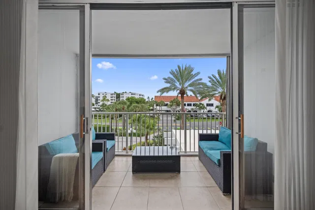 2860 S Ocean Palm Beach Unit 316 photo 10