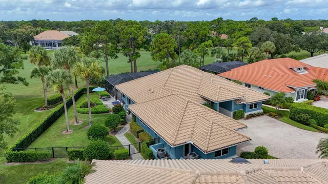 Willoughby Golf Club Residence photo 4