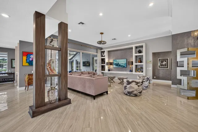 Willoughby Golf Club Residence photo 17