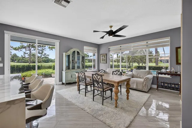Willoughby Golf Club Residence photo 25