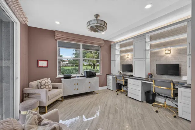 Willoughby Golf Club Residence photo 31