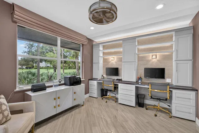 Willoughby Golf Club Residence photo 32