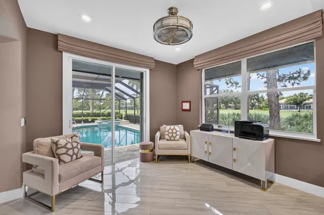 Willoughby Golf Club Residence photo 33