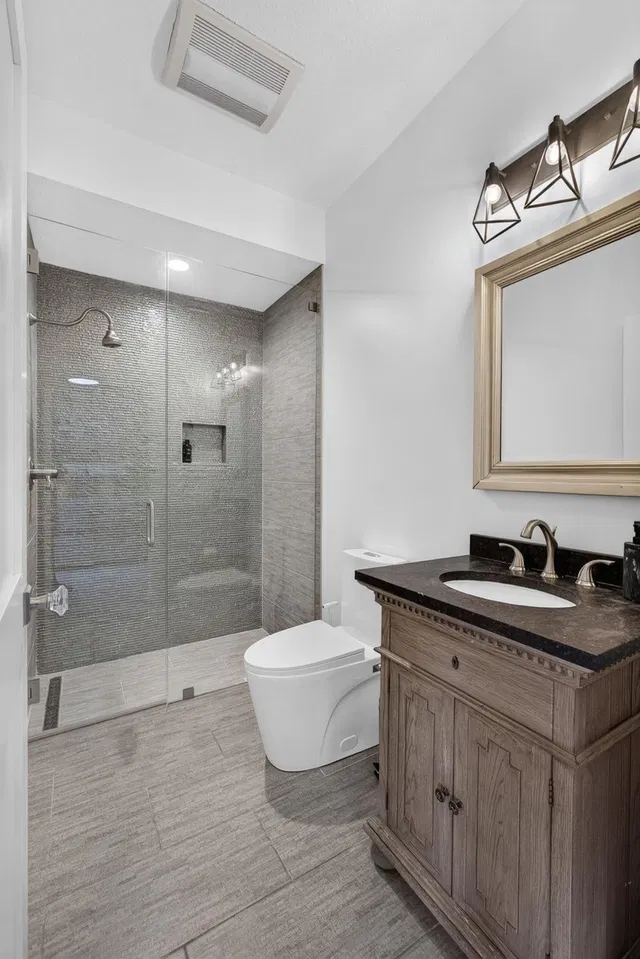 Willoughby Golf Club Residence photo 47