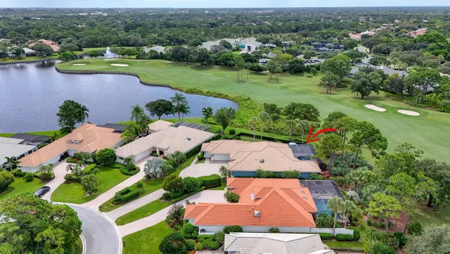 Willoughby Golf Club Residence photo 61