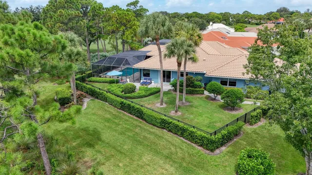 Willoughby Golf Club Residence photo 65