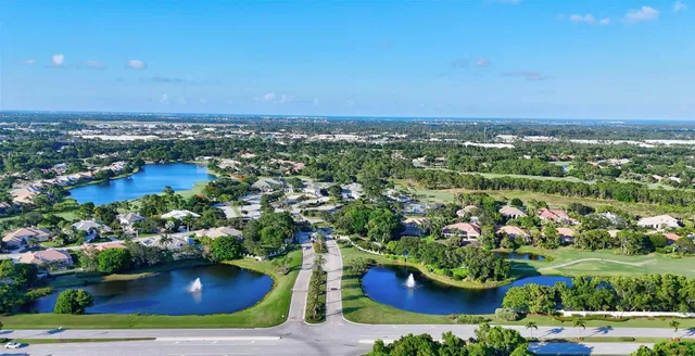 Willoughby Golf Club Residence photo 68