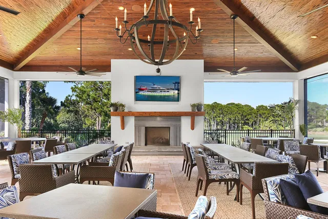 Willoughby Golf Club Residence photo 75