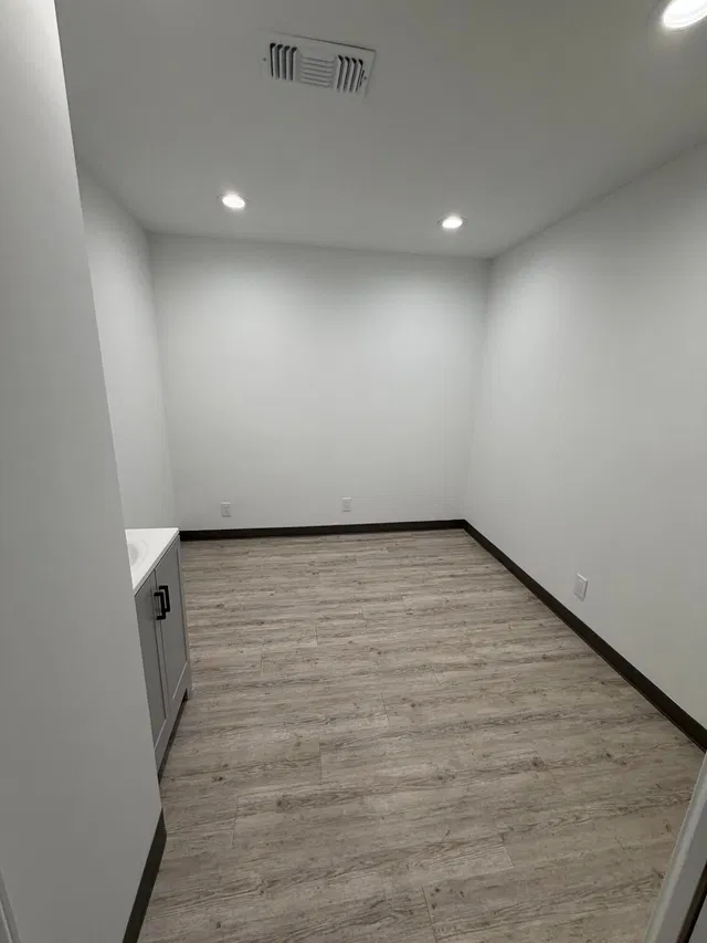  Unit 214 photo 11