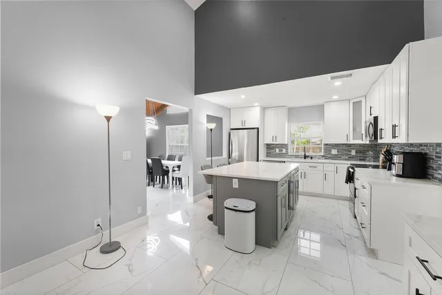 Residence photo 9
