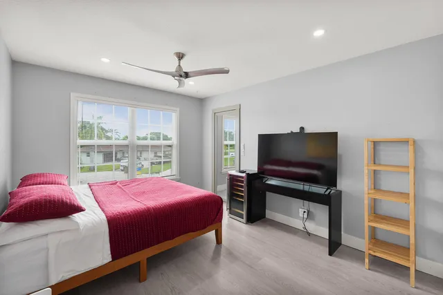 Residence photo 15