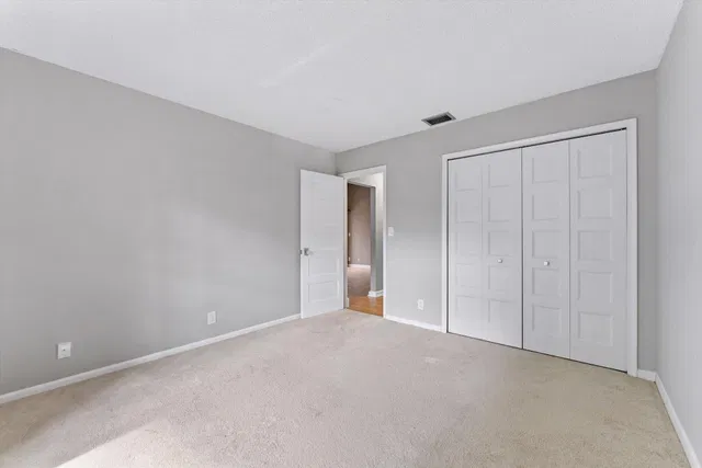 Residence photo 16