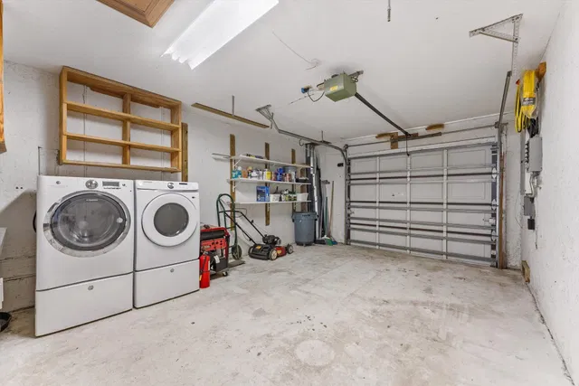 Residence photo 26